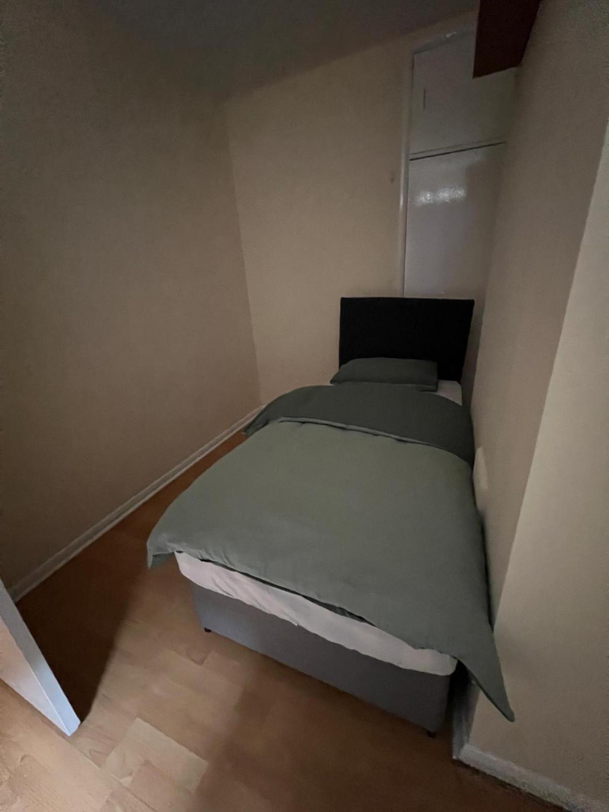 Вилла 210 Welford Road Лестер Экстерьер фото